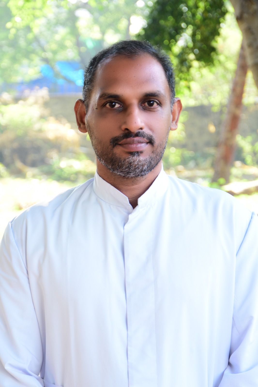 Correspondent